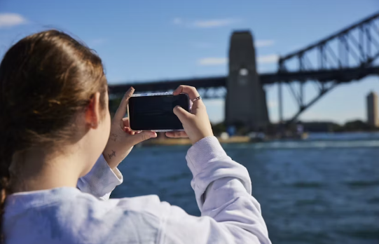 Sydney harbor sightseeing cruise - Image 4